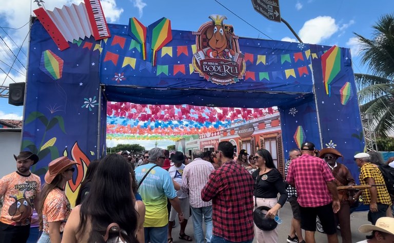 Bode Rei: festa cultural e agropecuária eleva Cabaceiras