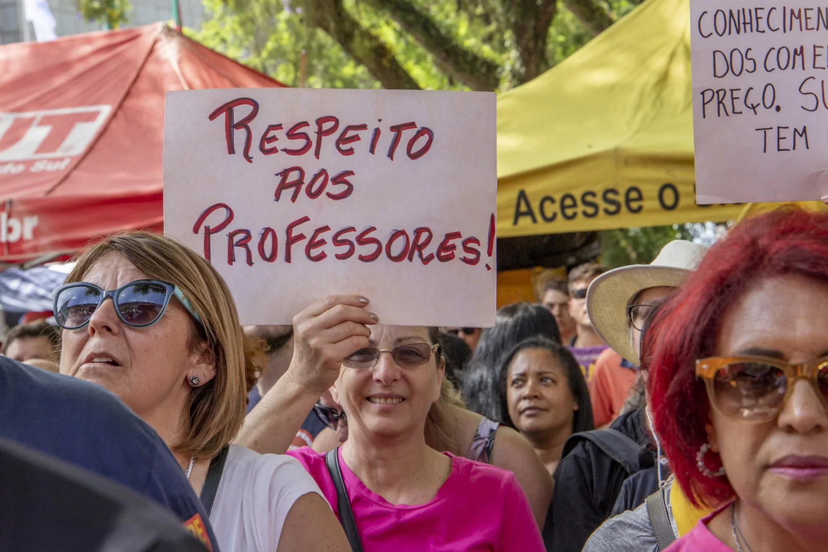 Justiça suspende “Bolsa Desempenho” para professores e policiais na Paraíba Justiça suspende “Bolsa Desempenho” para professores e policiais na Paraíba