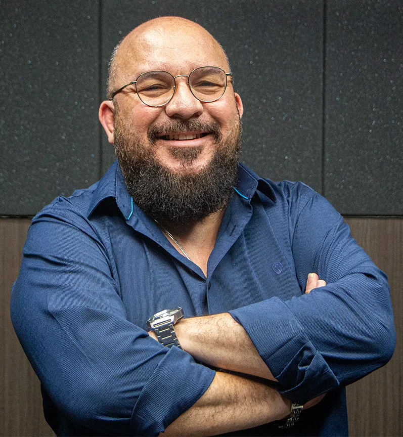 Hebert José Melo Barros recebe Título de Cidadão Cajazeirense em sessão solene da Câmara Municipal